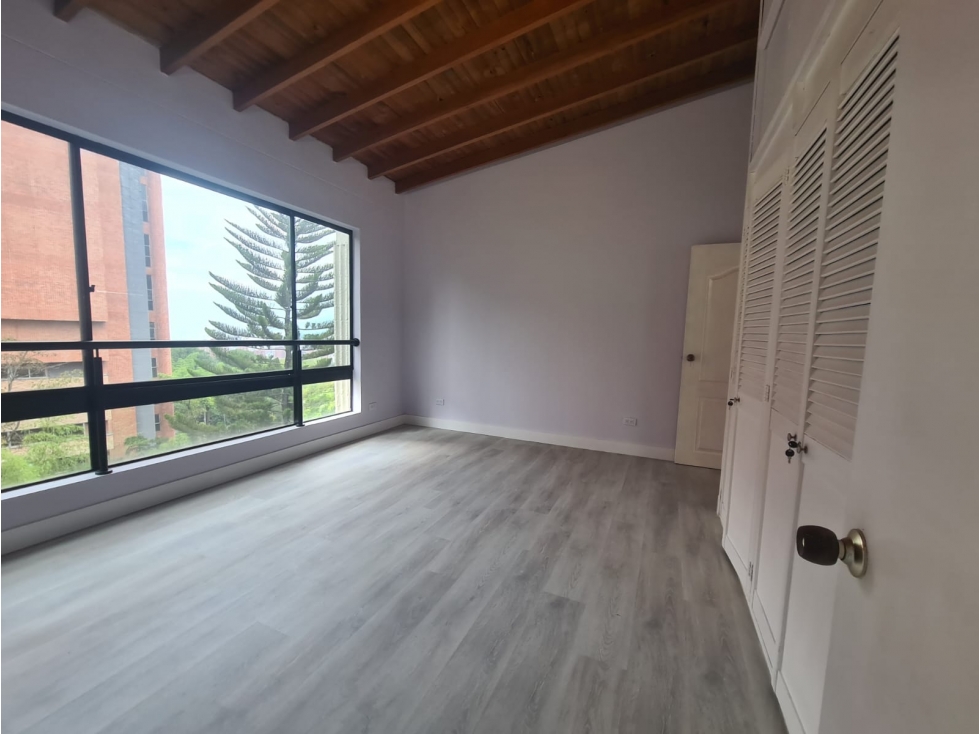 APARTAMENTO ARRIENDO, POBLADO TESORO