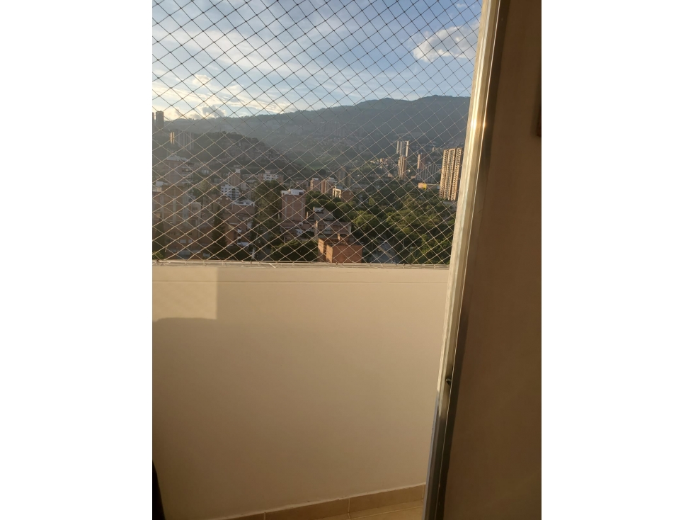 Vendo Apartamento en Los Colores Medellin