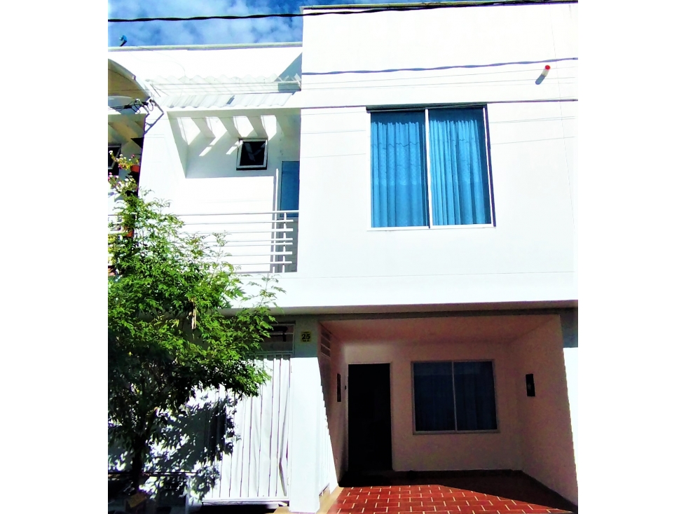 VENTA CASA GIRARDOT