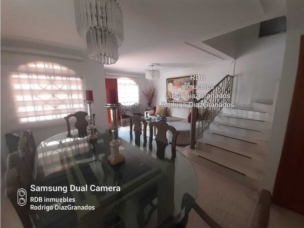 ALTOS DEL LIMON, BARRANQUILLA, COLOMBIA, VENTA CASA DE CONJUNTO