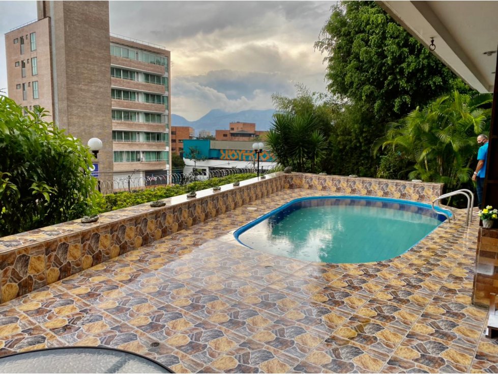 Venta apartamento con Piscina en el Poblado Viscaya