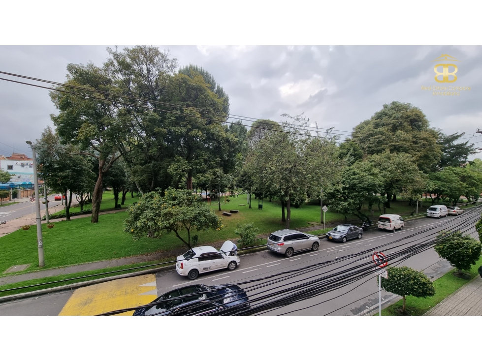 SE VENDE APARTAMENTO EN SAN PATRICIO - MAGNÍFICA TERRAZA