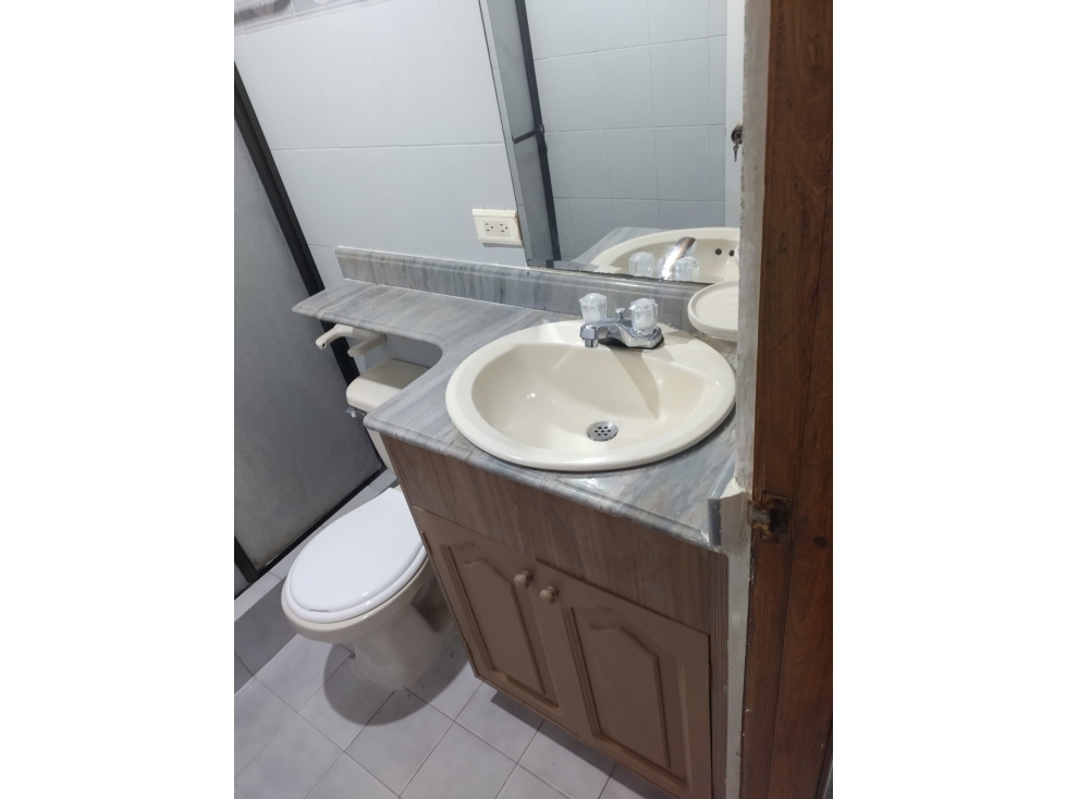 APARTAMENTO EN ARRIENDO, CRESPO, CARTAGENA