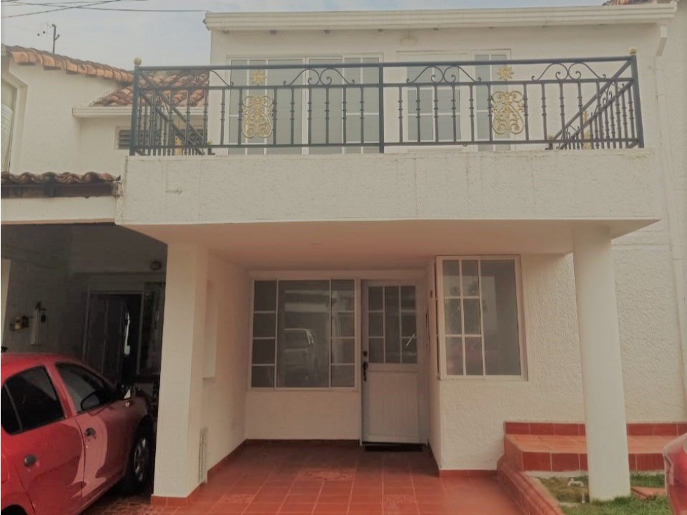 CASA EN VENTA EN SANTA BARBARA 2 LAGOS DEL CACIQUE BUCARAMANGA