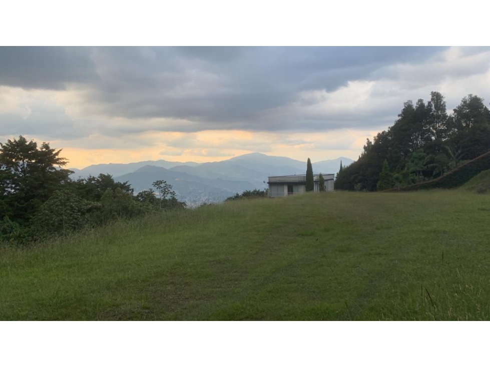 Lote en Altos de las Palmas
