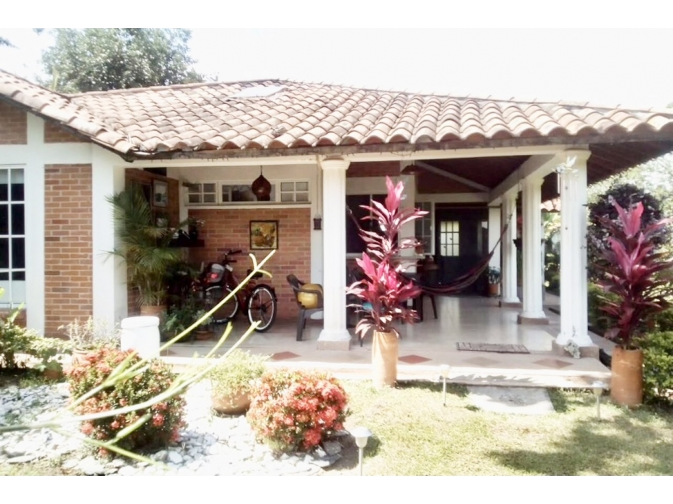 Se Vende Casa Cerca al Club Campestre Armenia Quindio