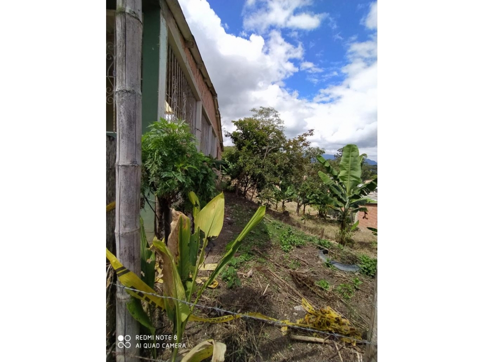 Se vende Casa Campestre Miraflores - Boyacá