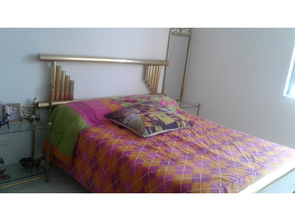 Se vende Apartamento por el Coliseo del Café Armenia