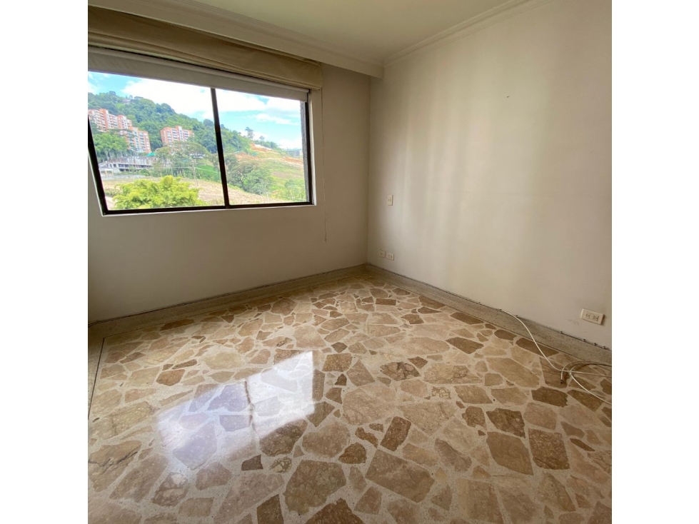 SE VENDE APARTAMENTO EN PEREIRA, SECTOR PINARES
