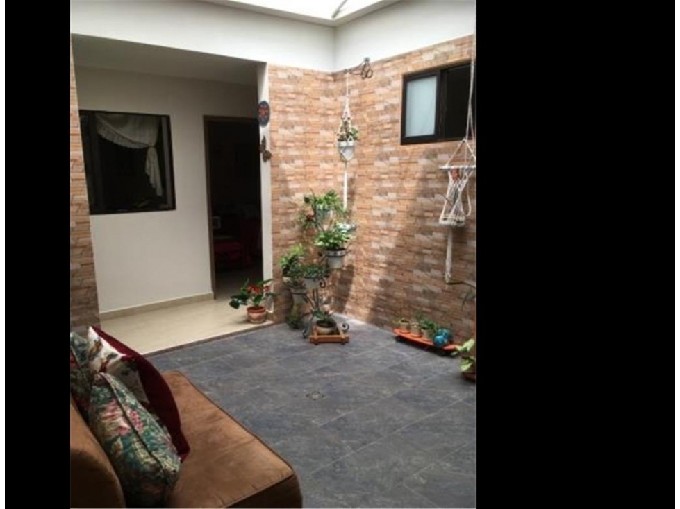 casa en venta primer piso en Simon Bolivar
