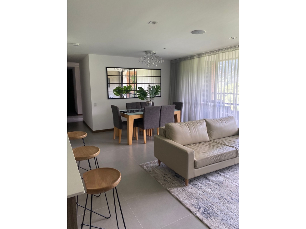 Apartamento en Venta en Envigado Loma del Escobero