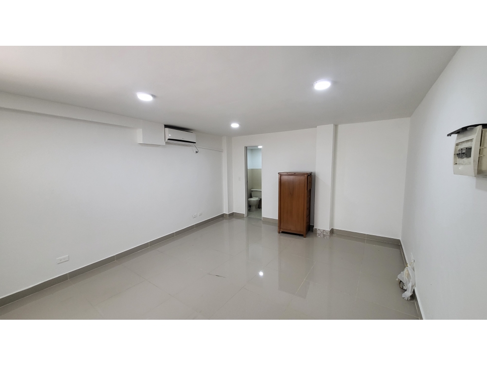 Oficina en arriendo centro de envigado