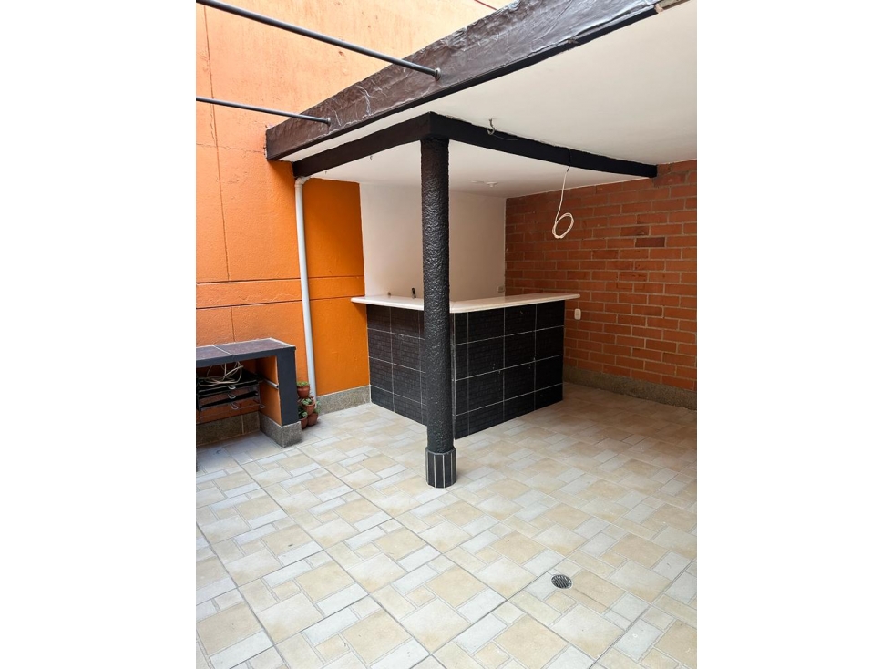 En arriendo casa en suramericana