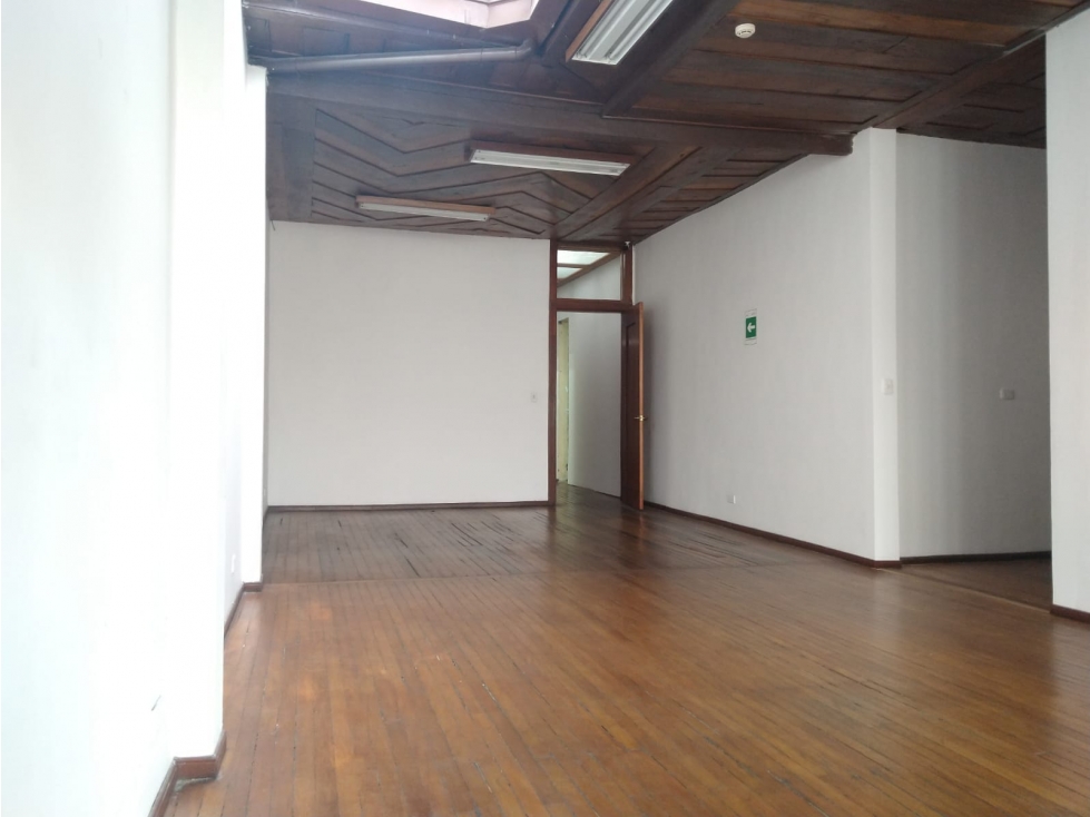 OFICINAS 300 M2 VERSALLES-MANIZALES