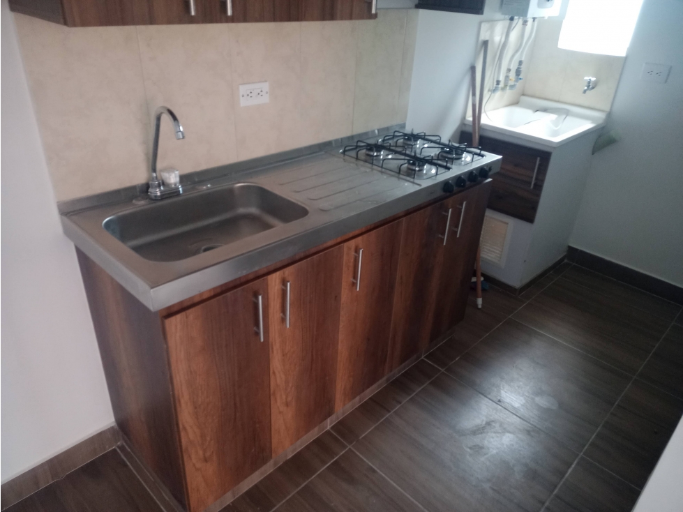 ARRIENDO APTO ALAMEDA FONTIBON