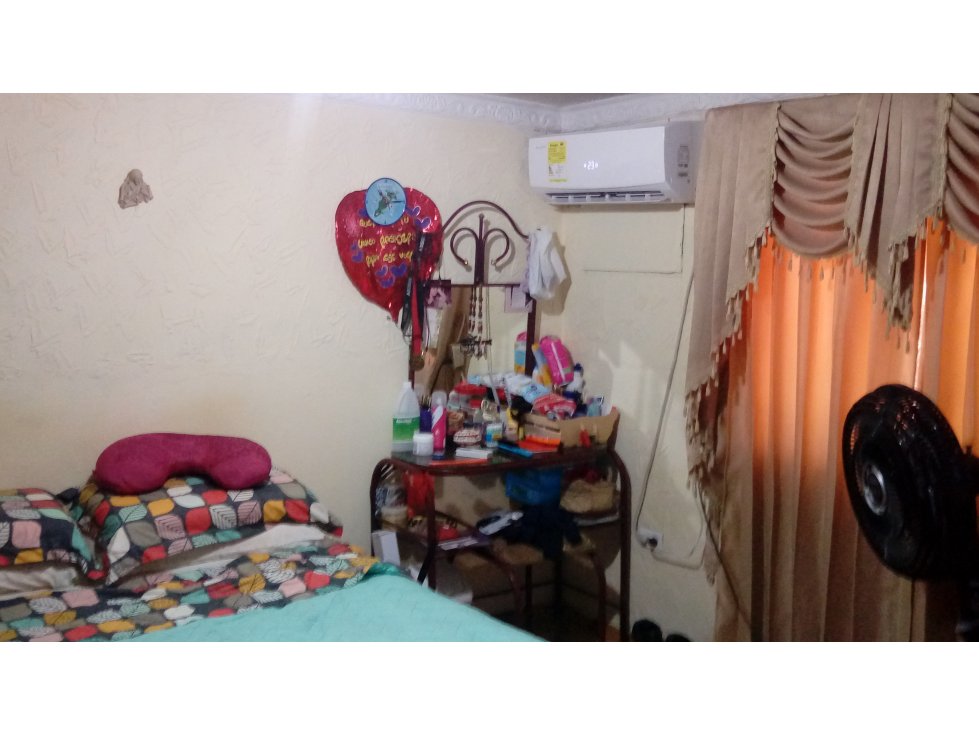 VENDO CASA  y APTO EN SIMÓN BOLÍVAR BARRANQUILLA