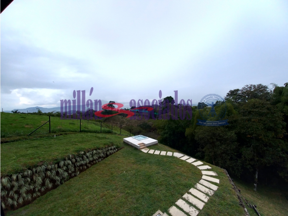 Casa Campestre en venta en Pereira sector Tribunas / COD:6286750