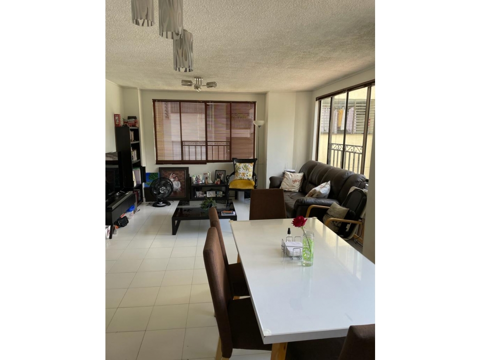 APARTAMENTO EN LA FLORESTA