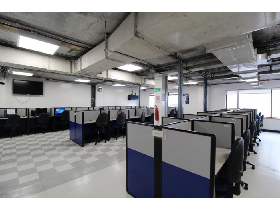 Oficinas Centro Internacional: 1011m2