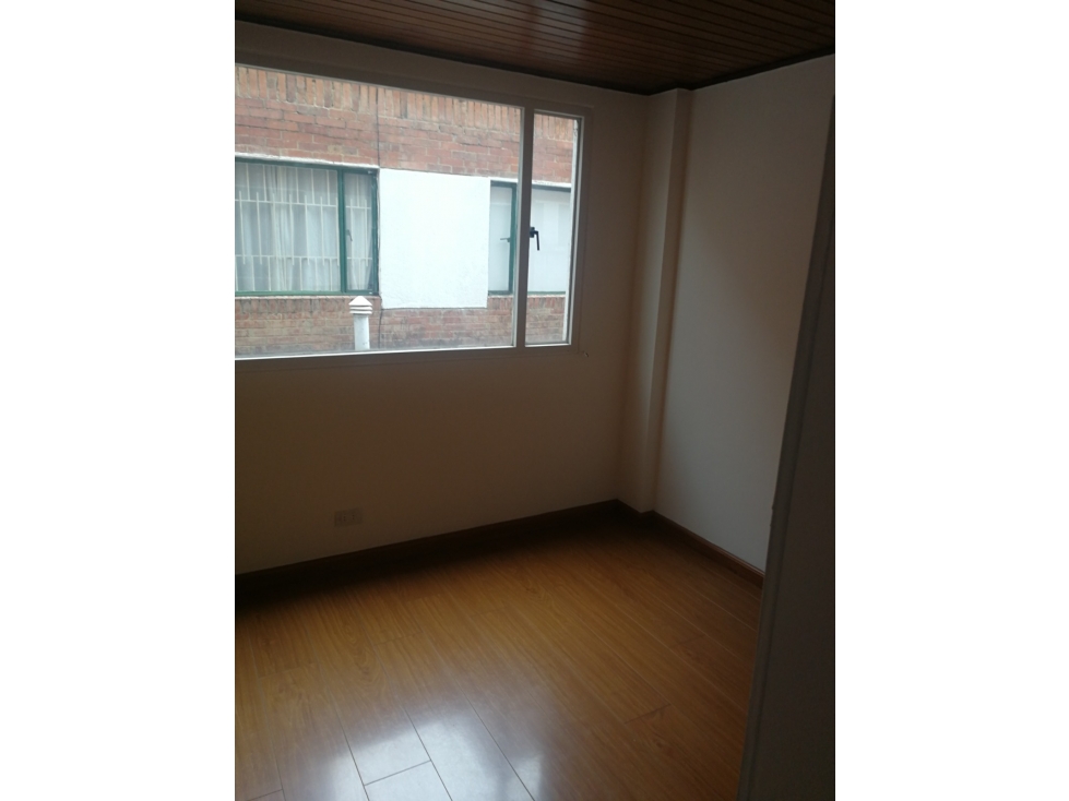 Casa en arriendo en Cedritos de 80 Mts2