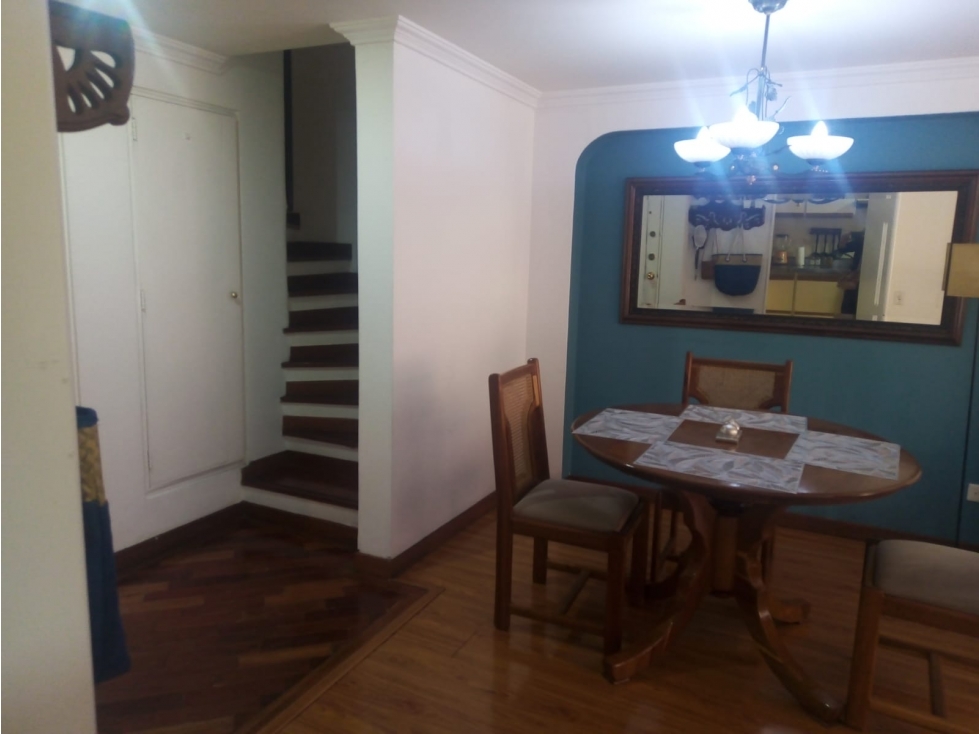 Apartamento Dúplex amoblado en arriendo, Antiguo Country