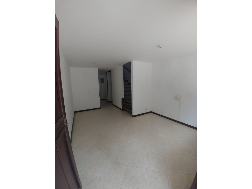 Casa para alquiler en Envigado - Dorado