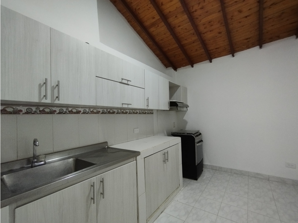 Casa para alquiler en Envigado - San Jose