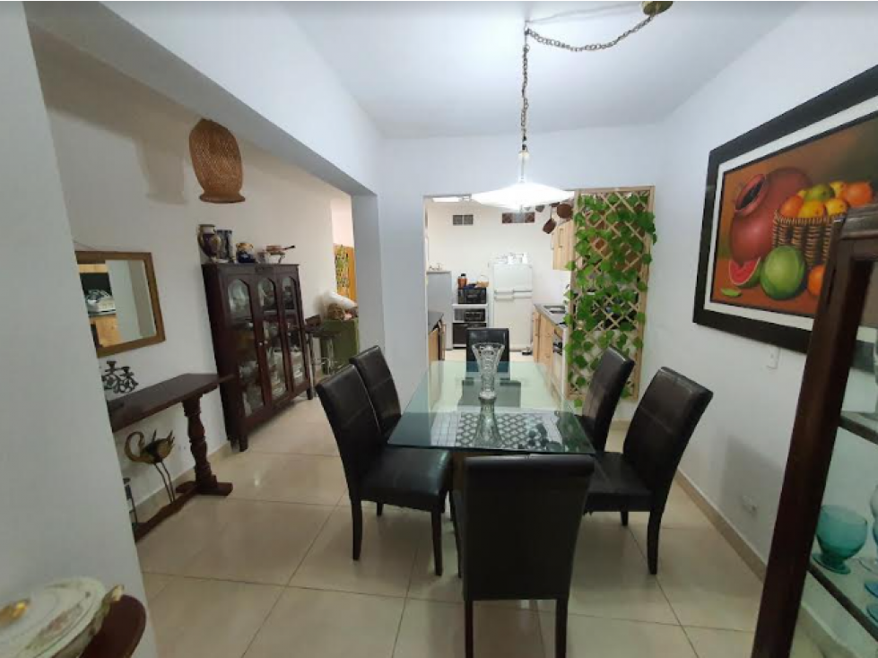 Casa local en alquiler en Envigado - La Magnolia