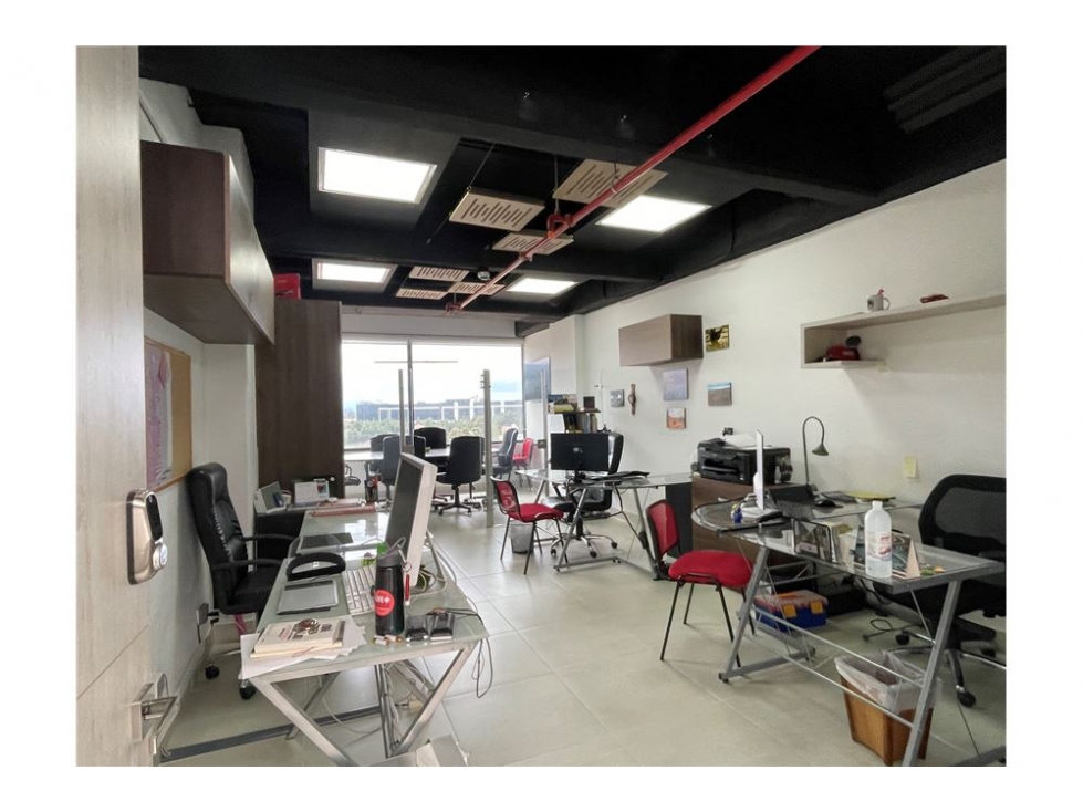 ARRIENDO OFICINA AMOBLADA - NOU CAJICA - 35M2
