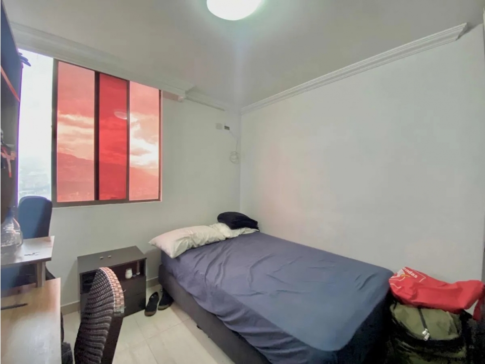 Lindo Apartamento en Loma del Indio