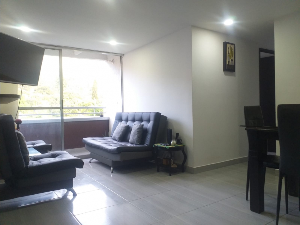 APARTAMENTO EN VENTA BELLO PUERTA MADERA