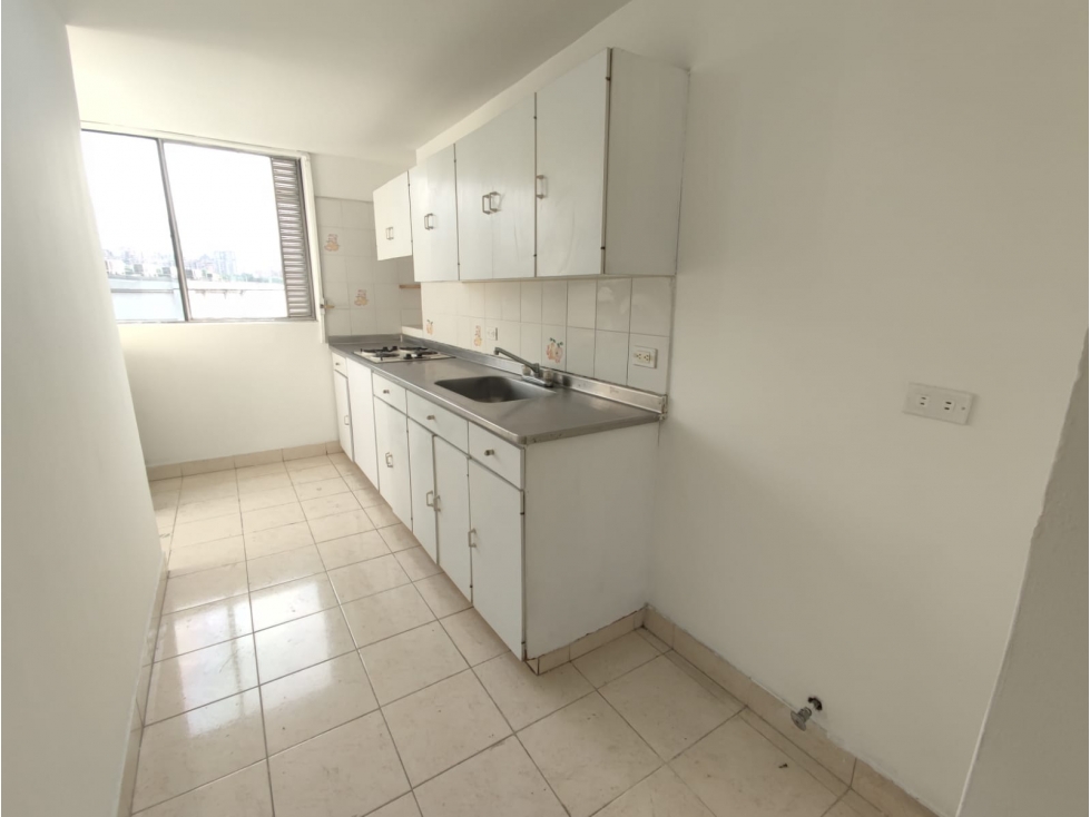 SE VENDE APARTAMENTO EN UBICACION ESTRATEGICA EN ZUÑIGA ENVIGADO C.R