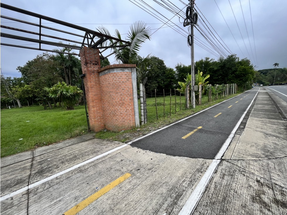 VENTA DE LOTE CAMPESTRE EN ARMENIA, QUINDIO, COLOMBIA