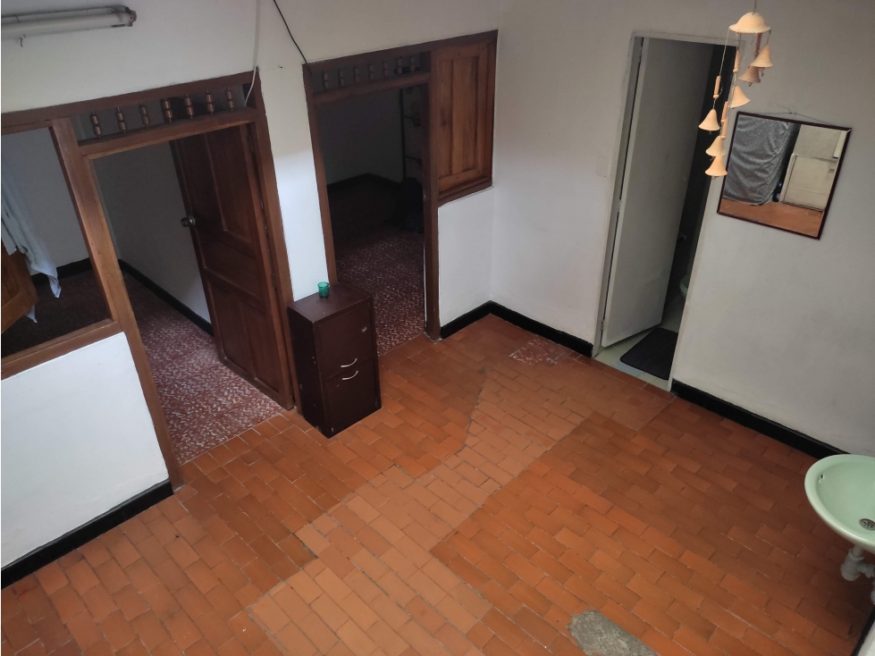 CASA EN VENTA / ZAPAMANGA 4 ETAPA