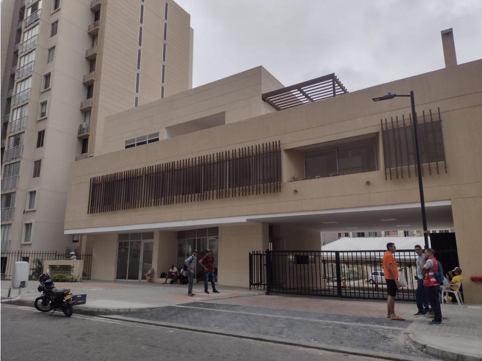 En Venta apartamento en Alameda ? Pelicano