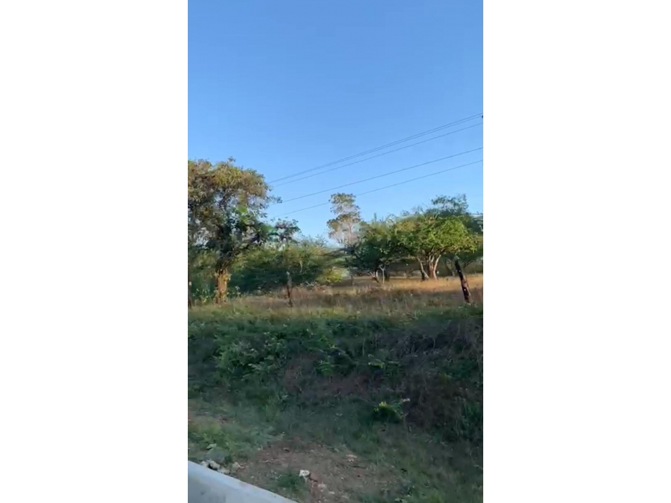 ARRIENDO FINCA + TERRENO VIA CALAMAR BOLIVAR