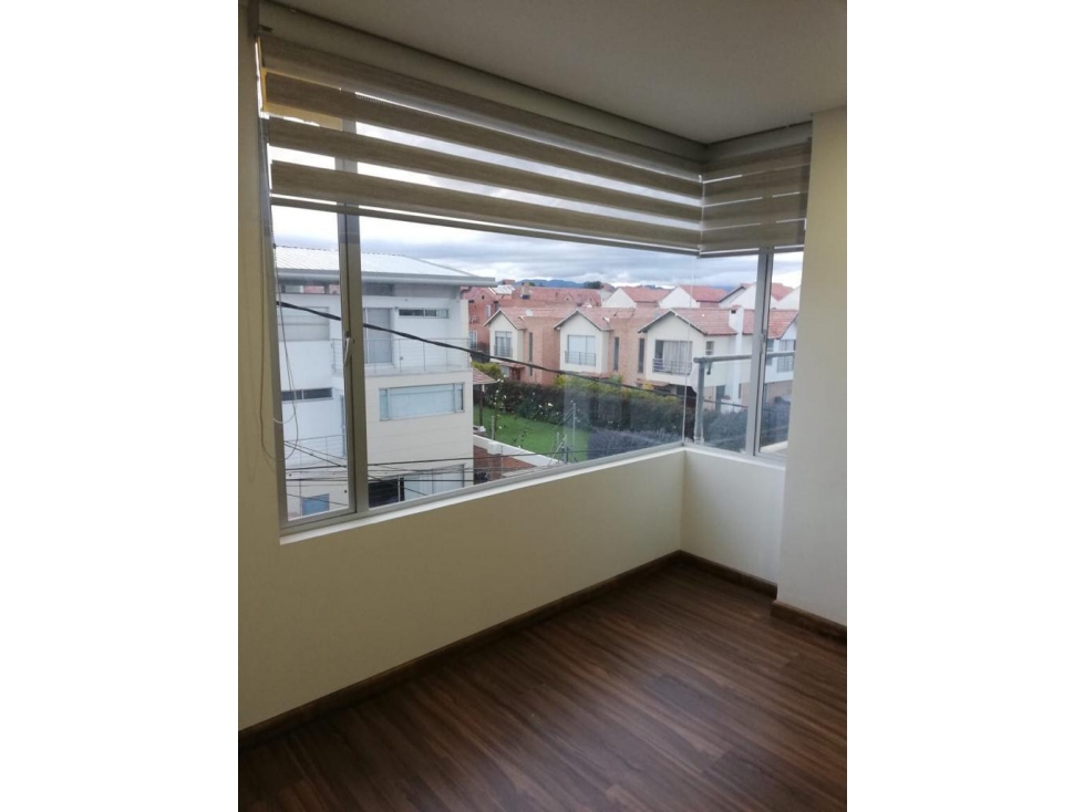 VENDO  APARTAMENTO EN CHIA