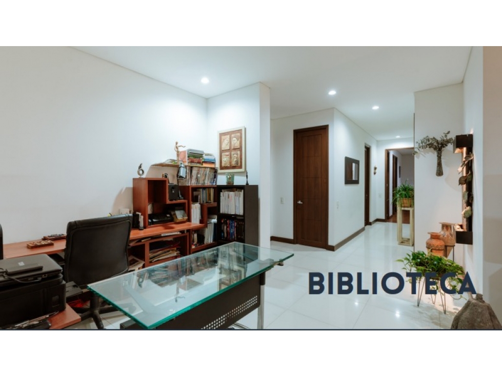 Apartamento en venta en El Poblado, Santa María de los Ángeles