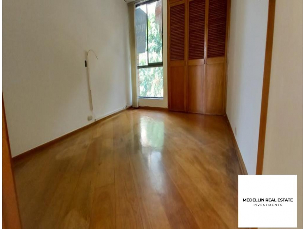 Apartamento en Venta Los Balsos Medellin-SA187