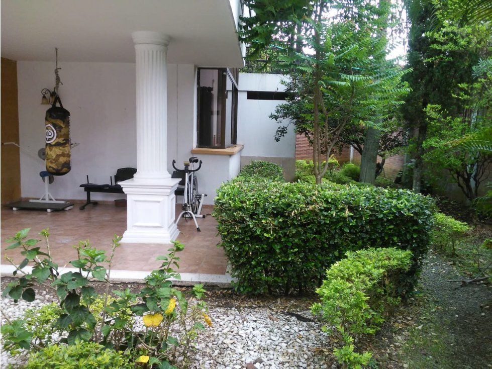 VENDO CASA DOBLE CAMPESTRE BARRIO EL REFUGIO CALI