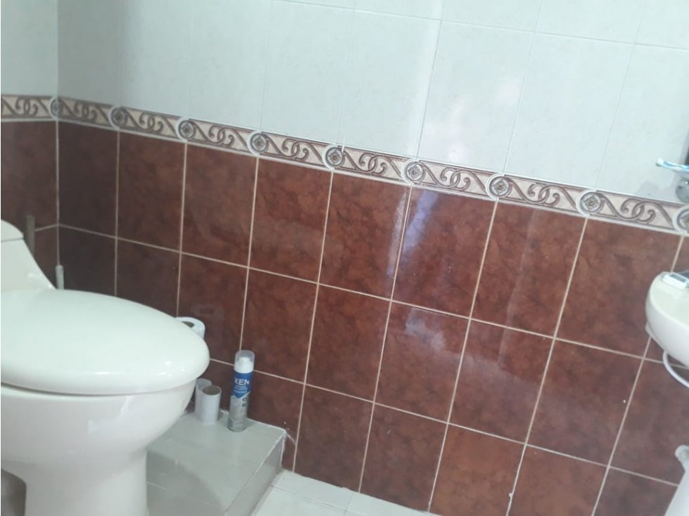 VENDO EDIFICIO PRADOS DEL LIMONAR SUR CALI