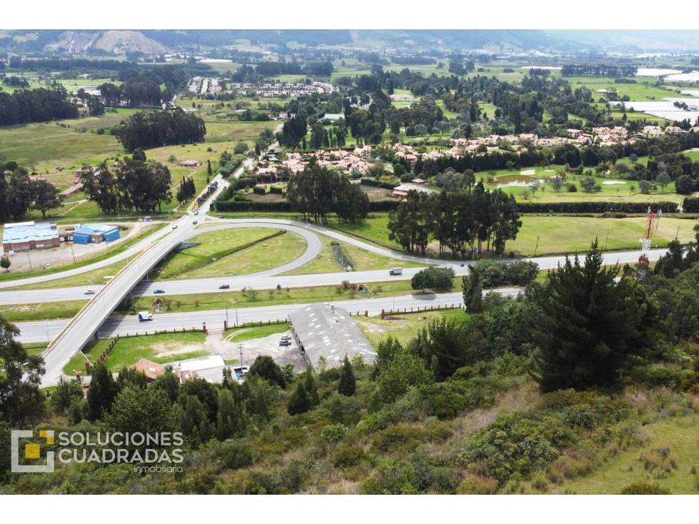 Venta-Arriendo Predio Comercial Autopista Norte - Hatogrande