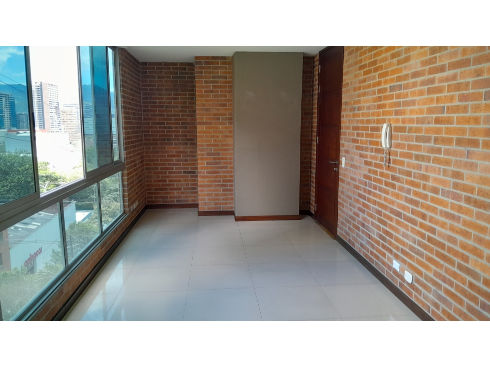 Oficina en Arriendo, Loma De San Julián, Medellín