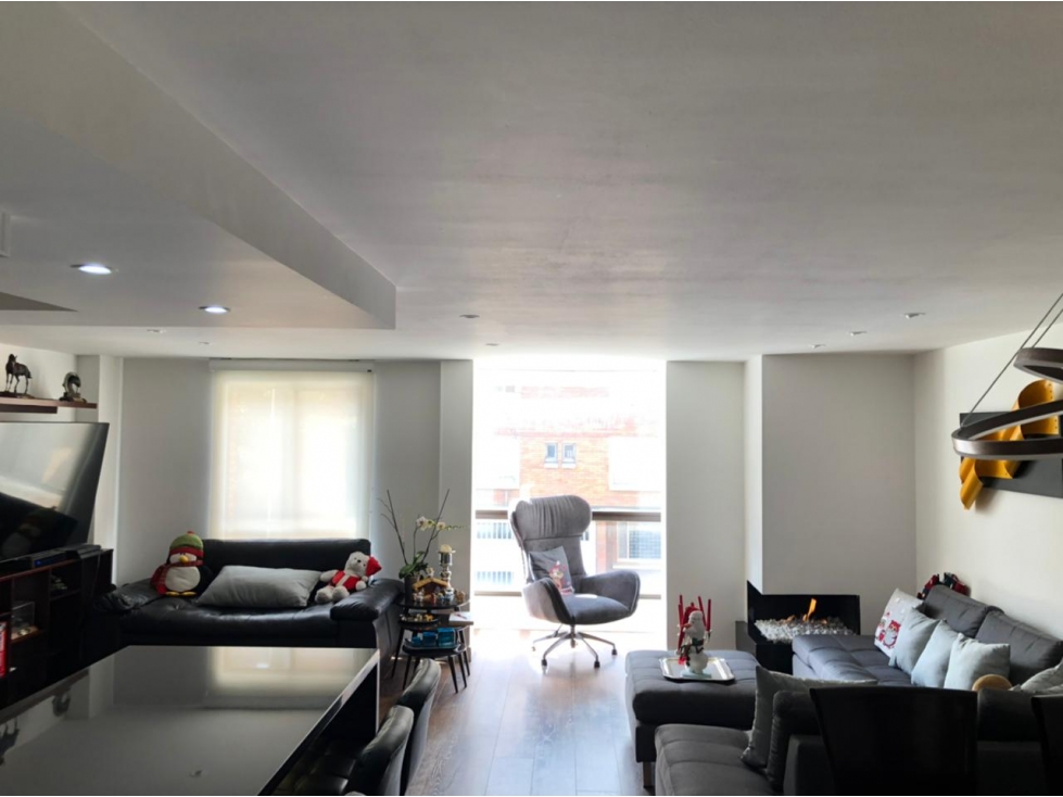 VENTA HERMOSO APARTAMENTO VIRREY