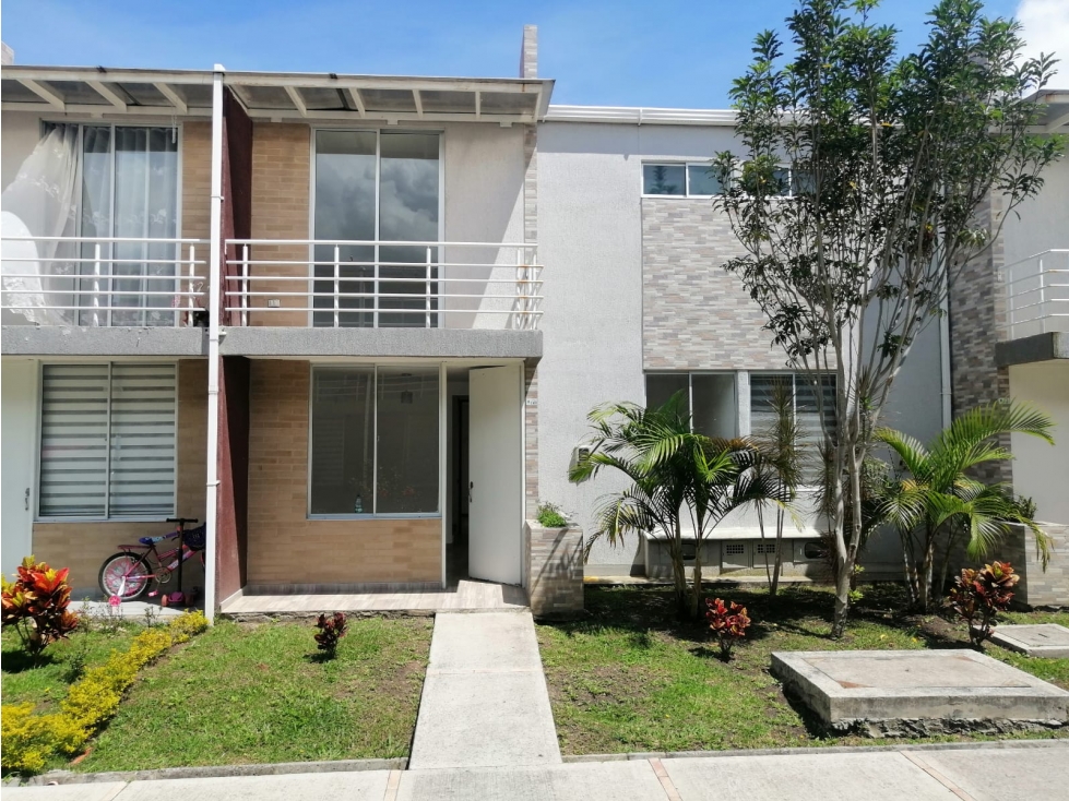 Venta Casa de dos pisos Conjunto residencial en Pacho