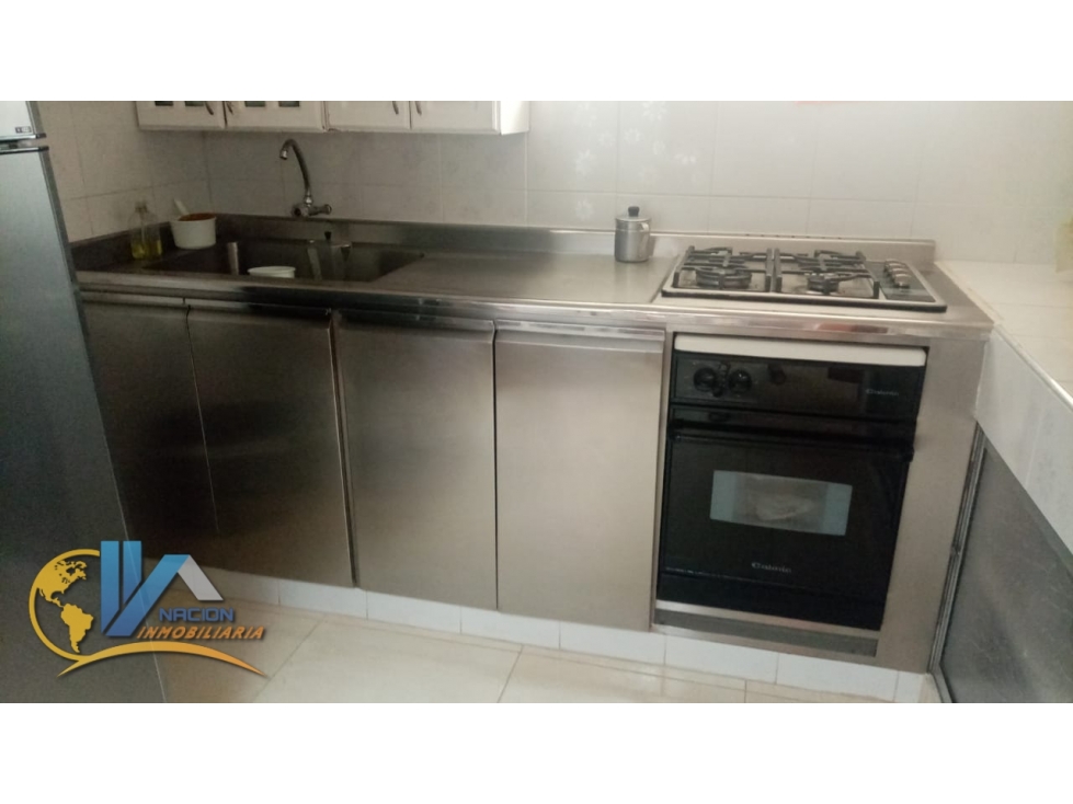 SE VENDE HERMOSO Y AMPLIO APTO EN EL POBLADO DE GIRON