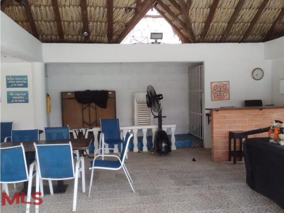 A PUERTA CERRDA(MLS#239430)