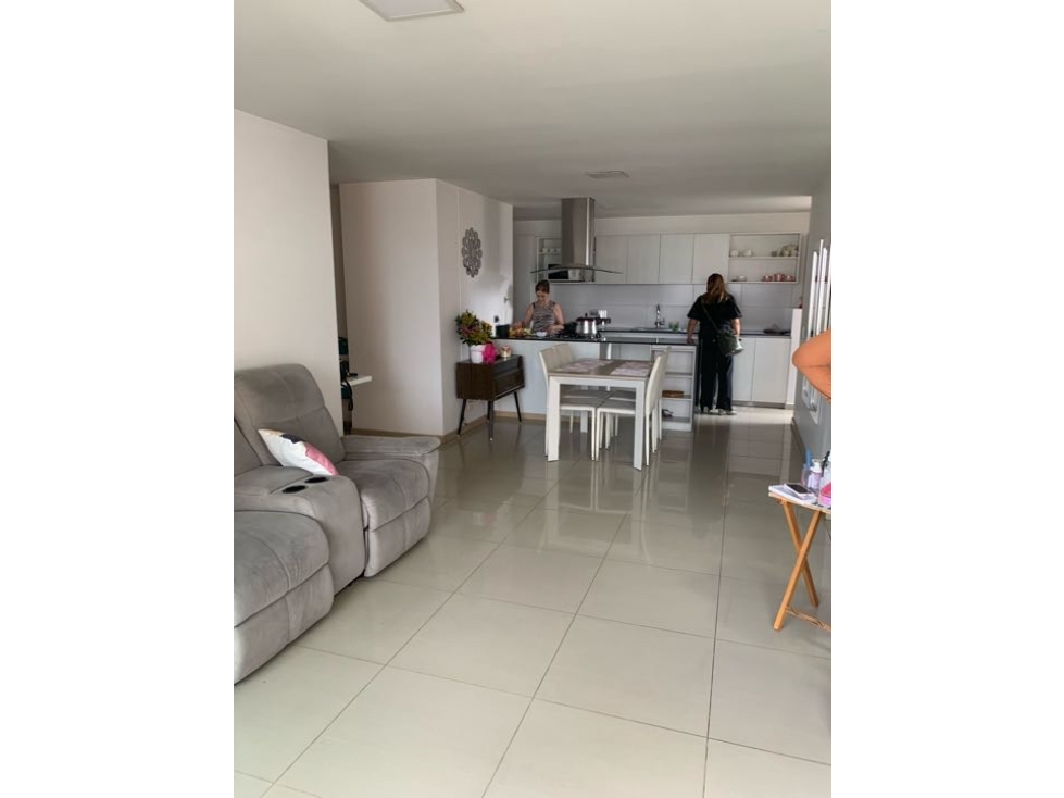 Apartamento Carlos E Restrepo 94 metros 570 millones