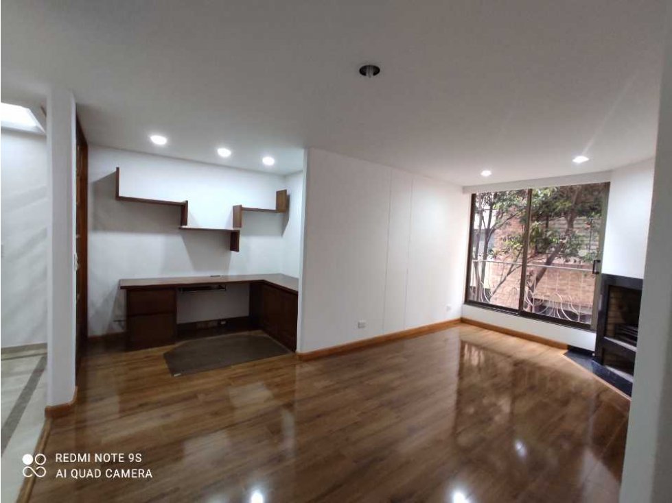 Arriendo aparta-estudio- MI