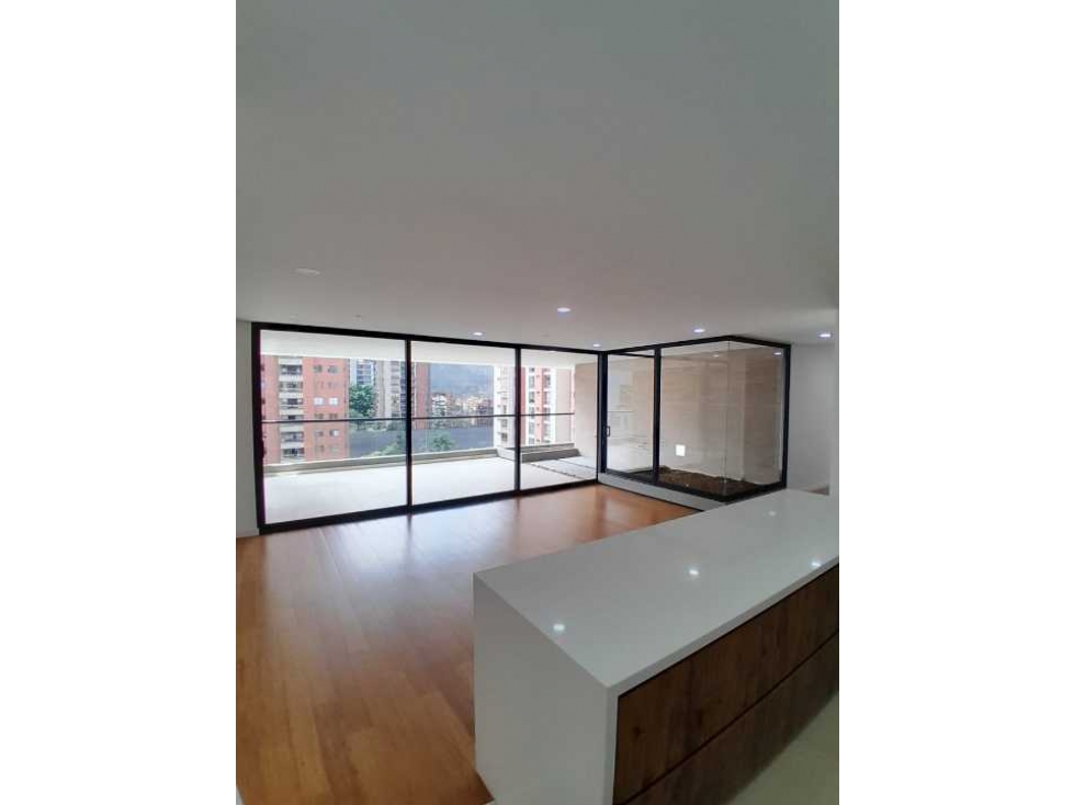 ARRIENDO APARTAMENTO  POBLADO